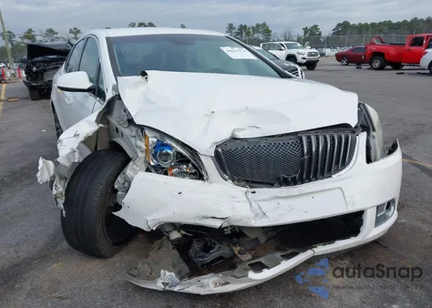 2017 Buick Verano Sport Touring z USA, uszkodzony, nr VIN 1G4PR5SK0H4109932